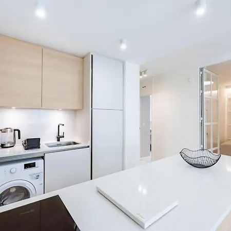 Newly Renovated, Sea View + Walk To Rdr381 Appartement Estepona
