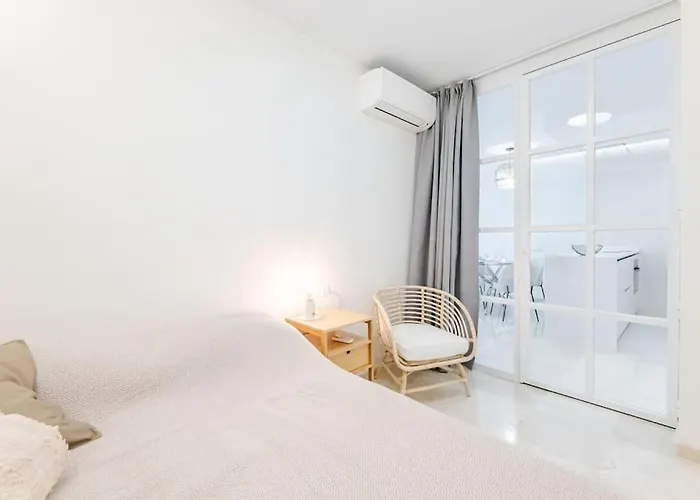 Newly Renovated, Sea View + Walk To Rdr381 Apartamento *